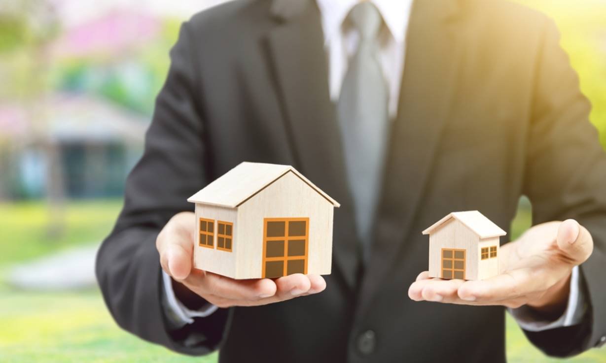 memilih antara rumah